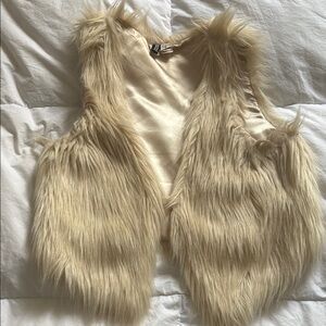 H&M Faux Fur Vest in Beige